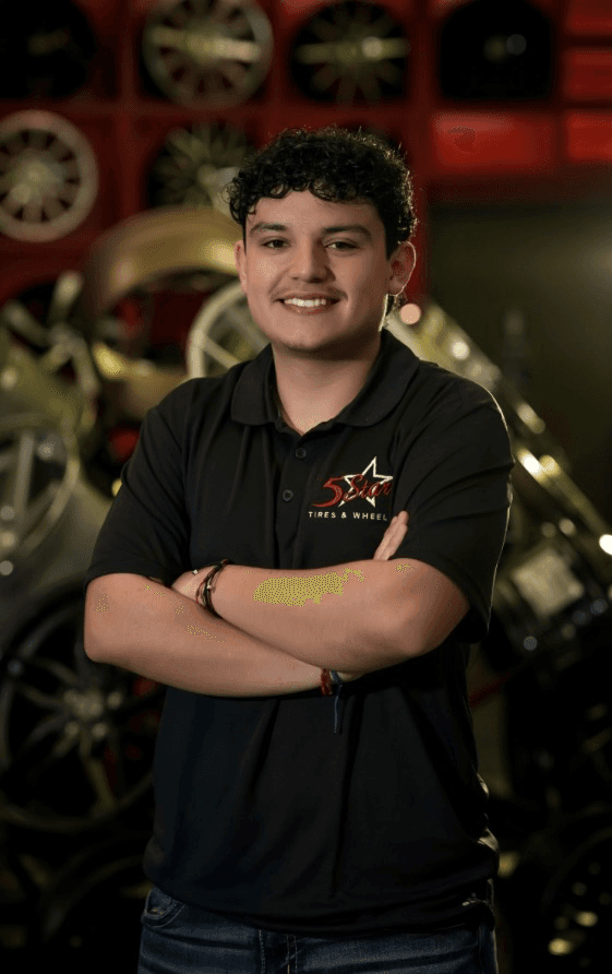 Edgar Rodriguez, general manager of 5 Star Tires And Wheels